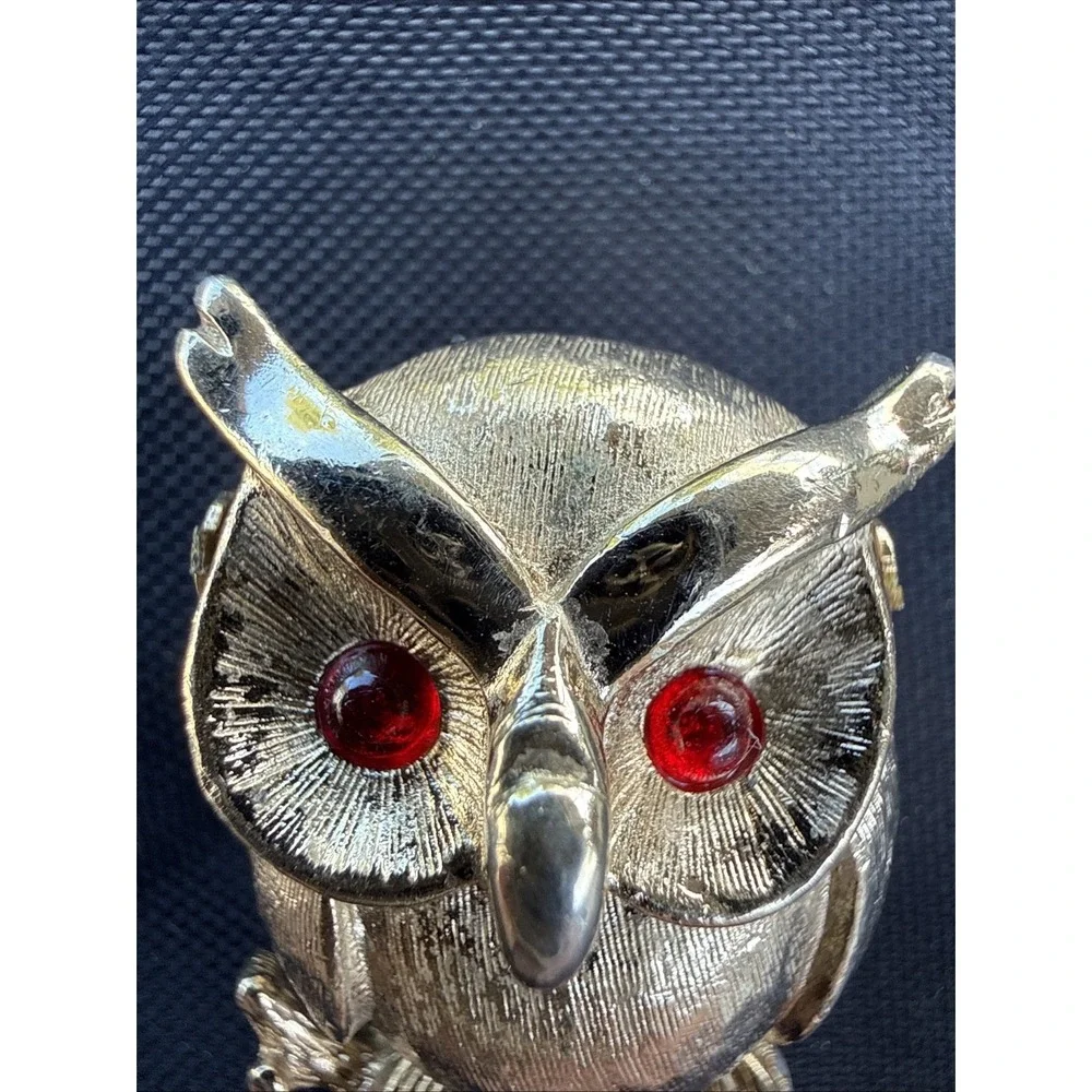 Sarah Coventry Signed Owl Brooch Gold Tone With Red Eyes No Glasses Approx 1.25